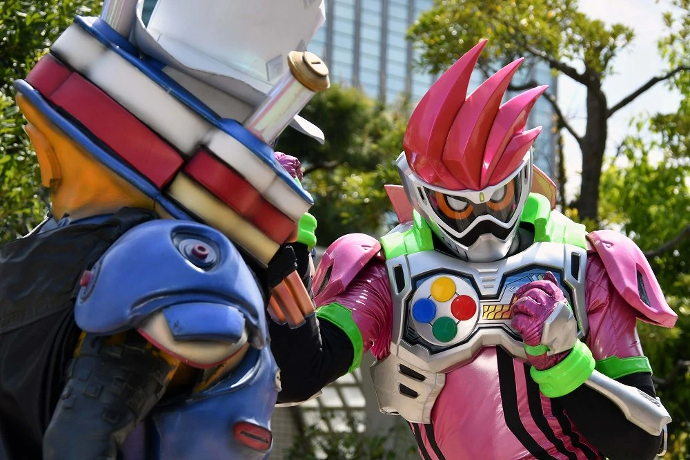 Kamen Rider Ex-Aid crítica sincera