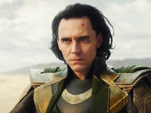 Loki Temporada 2: God Of Mischief de Tom Hiddleston retorna em novo pôster 1 Loki Temporada 2 God Of Mischief de Tom Hiddleston retorna em novo pôster
