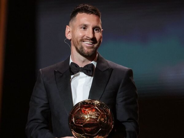 Lionel Messi diz que teve que ir contra a vontade dos filhos para selar a saída do PSG