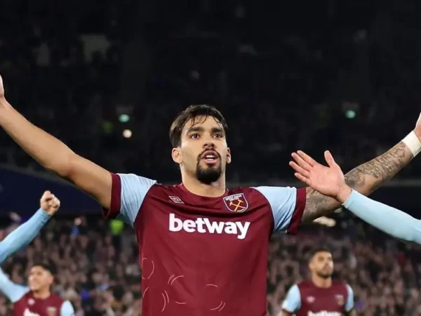 Lucas Paquetá imita Jude Bellingham do Real Madrid