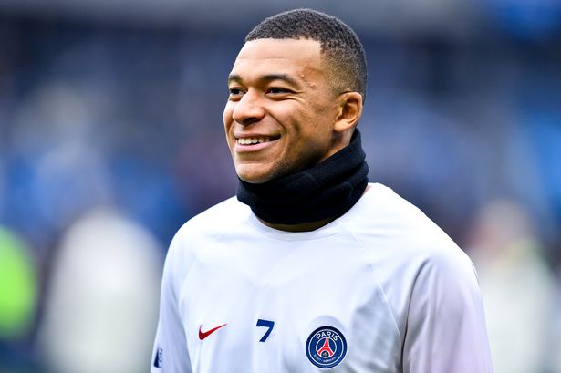 O Real Madrid estabeleceu prazo para a contratação de Kylian Mbappe