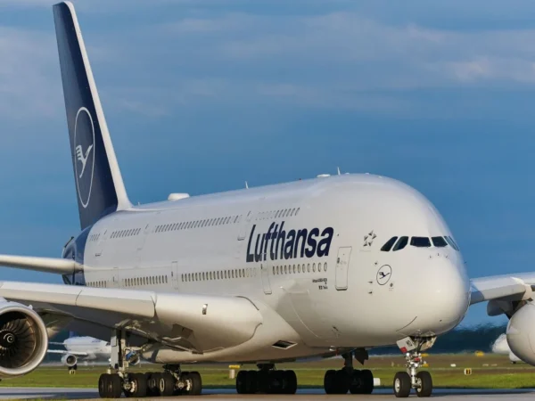 As dispendiosas disputas trabalhistas da Lufthansa ameaçam metas de lucro para 2024