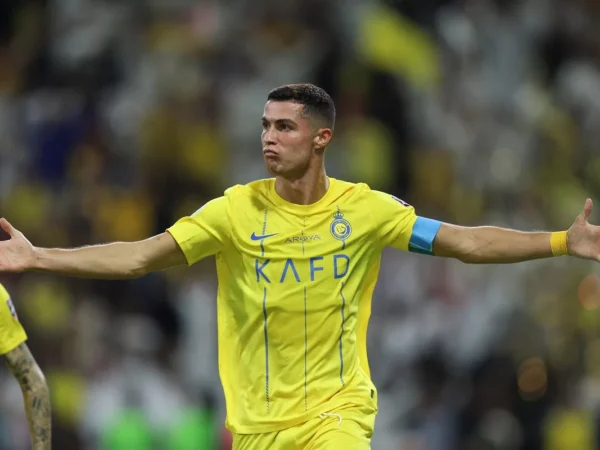 Cristiano Ronaldo estreia nova comemoração após marcar a vitória do Al-Nassr contra o Al-Feiha na Liga dos Campeões da AFC 1 Cristiano Ronaldo estreia nova comemoração após marcar a vitória do Al Nassr contra o Al Feiha na Liga dos Campeões da AFC