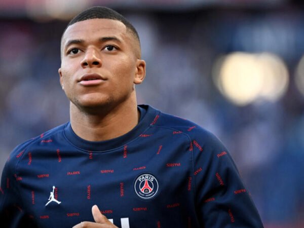Especialista explica por que o Arsenal não deveria contratar Kylian Mbappe 1 FBL FRA LIGUE1 PSG METZ