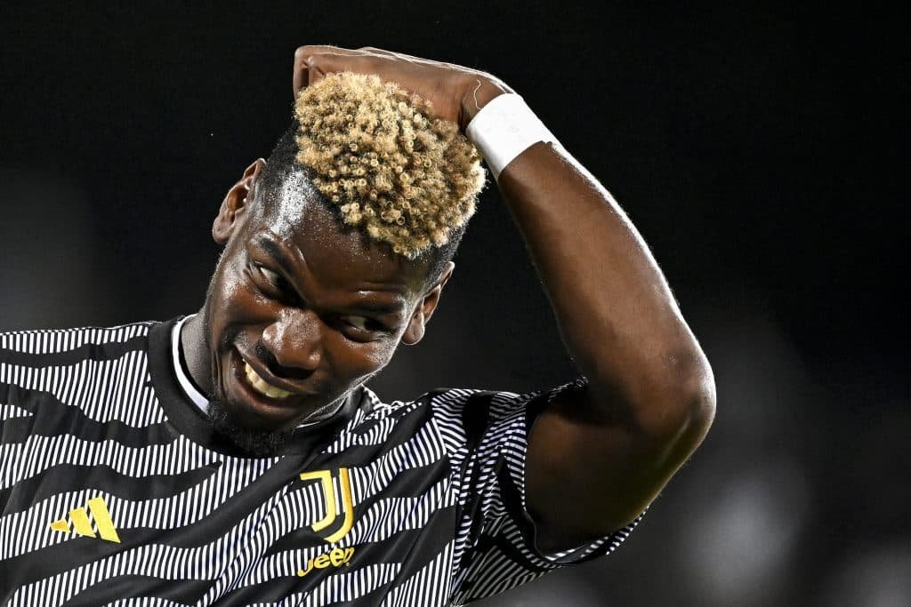 Ex astro do Manchester United Paul Pogba suspenso por 4 anos após crime de doping