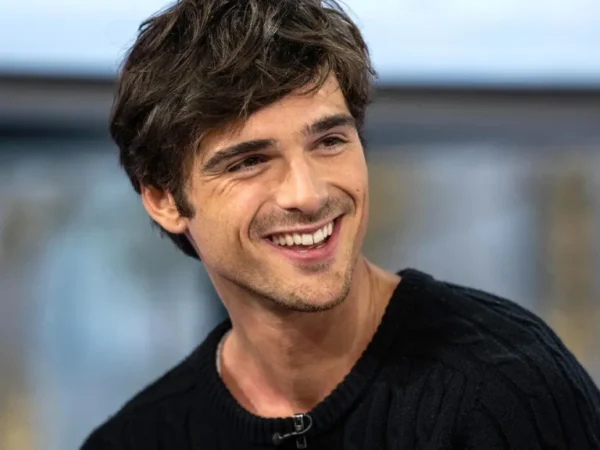 Jacob Elordi acusado de agredir repórter na Austrália