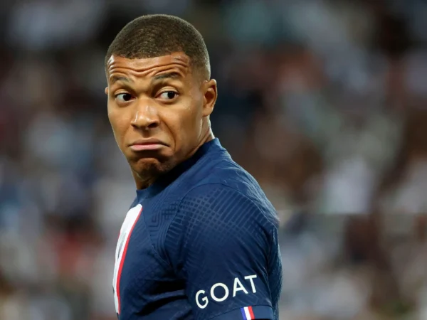 Kylian Mbappe está aberto a ingressar no Arsenal