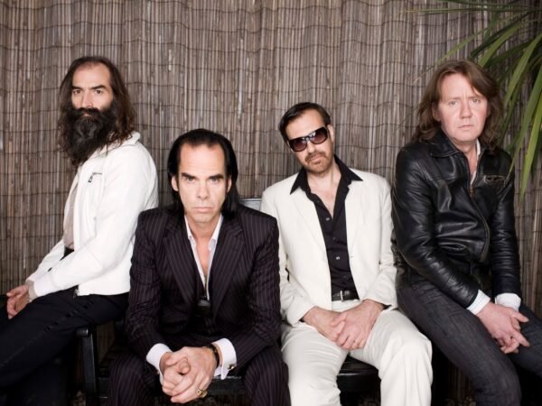Nick Cave & the Bad Seeds anunciam novo álbum, Wild God, revelam faixa título
