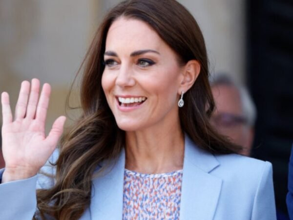 Princesa de Gales emite primeira mensagem desde que foi operada 1 Princesa de Gales emite primeira mensagem desde que foi operada