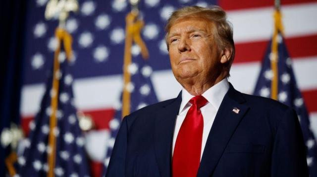 Segundo dia do depoimento de David Pecker termina no julgamento secreto de Trump