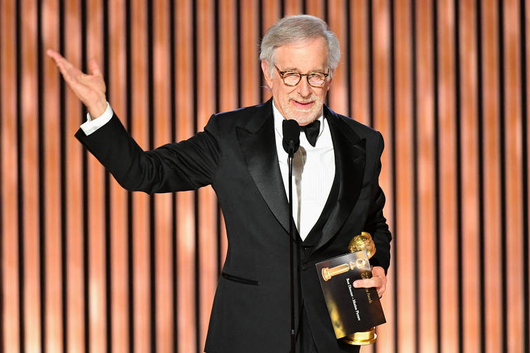 Steven Spielberg dirigirá novo filme sobre OVNIs
