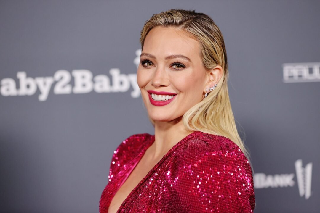 Hilary Duff anuncia nascimento do quarto filho e compartilha nome incomum