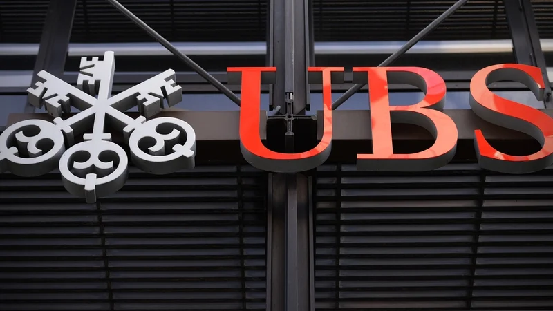 UBS volta a ter lucro no primeiro trimestre após dois trimestres no vermelho 1 UBS volta a ter lucro no primeiro trimestre após dois trimestres no vermelho