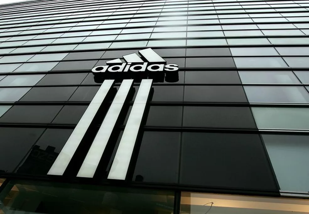 Adidas investiga alegações de suborno na China 1 Adidas investiga alegações de suborno na China