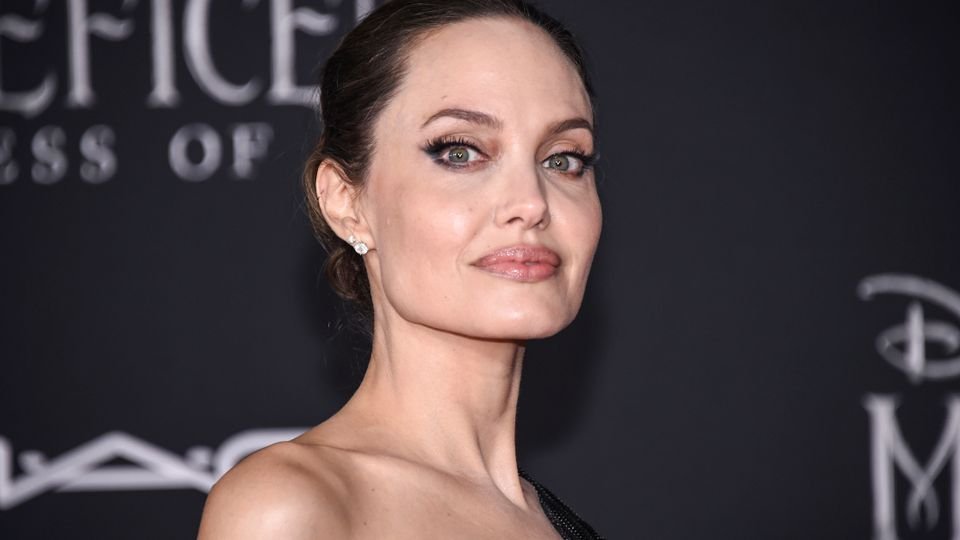 Angelina Jolie attends the premiere of "Maleficent: Mistress of Evil" in Los Angeles