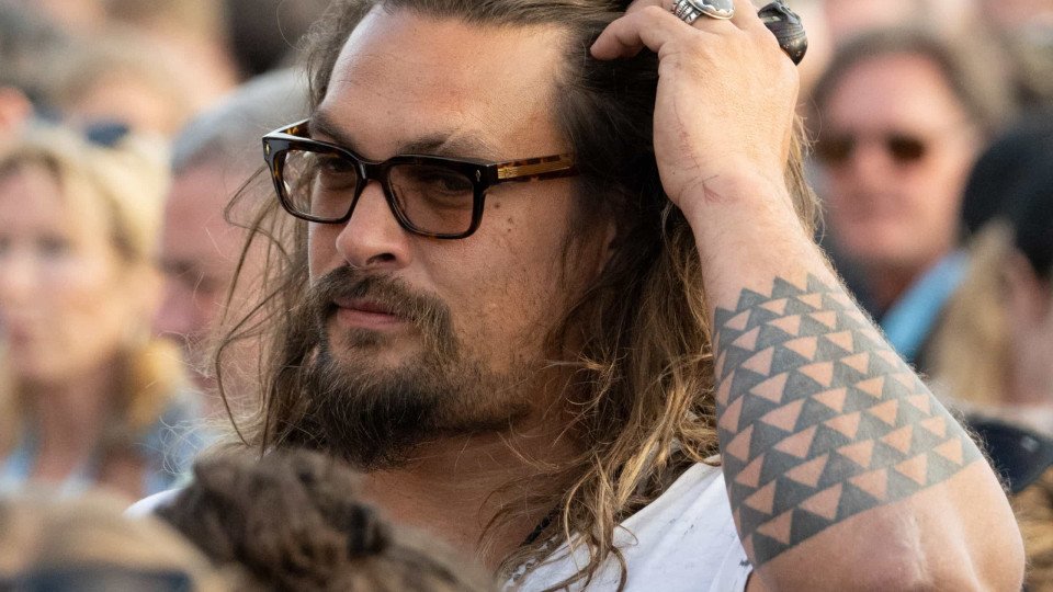 Jason Momoa Lobo é cotado para Supergirl de James Gunn