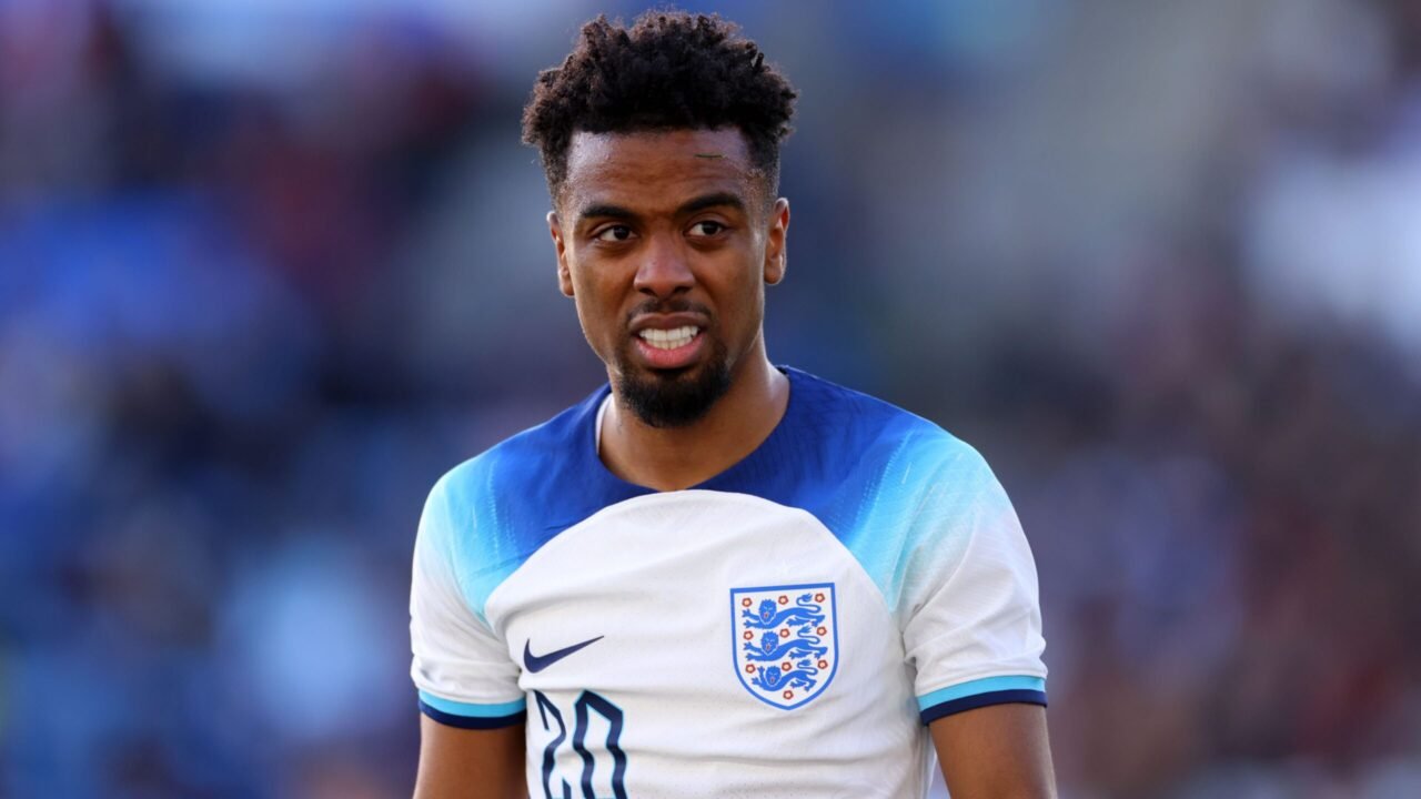 Angel Gomes confiante em impacto positivo no meio-campo da Inglaterra 1 Angel Gomes confiante em impacto positivo no meio campo da Inglaterra