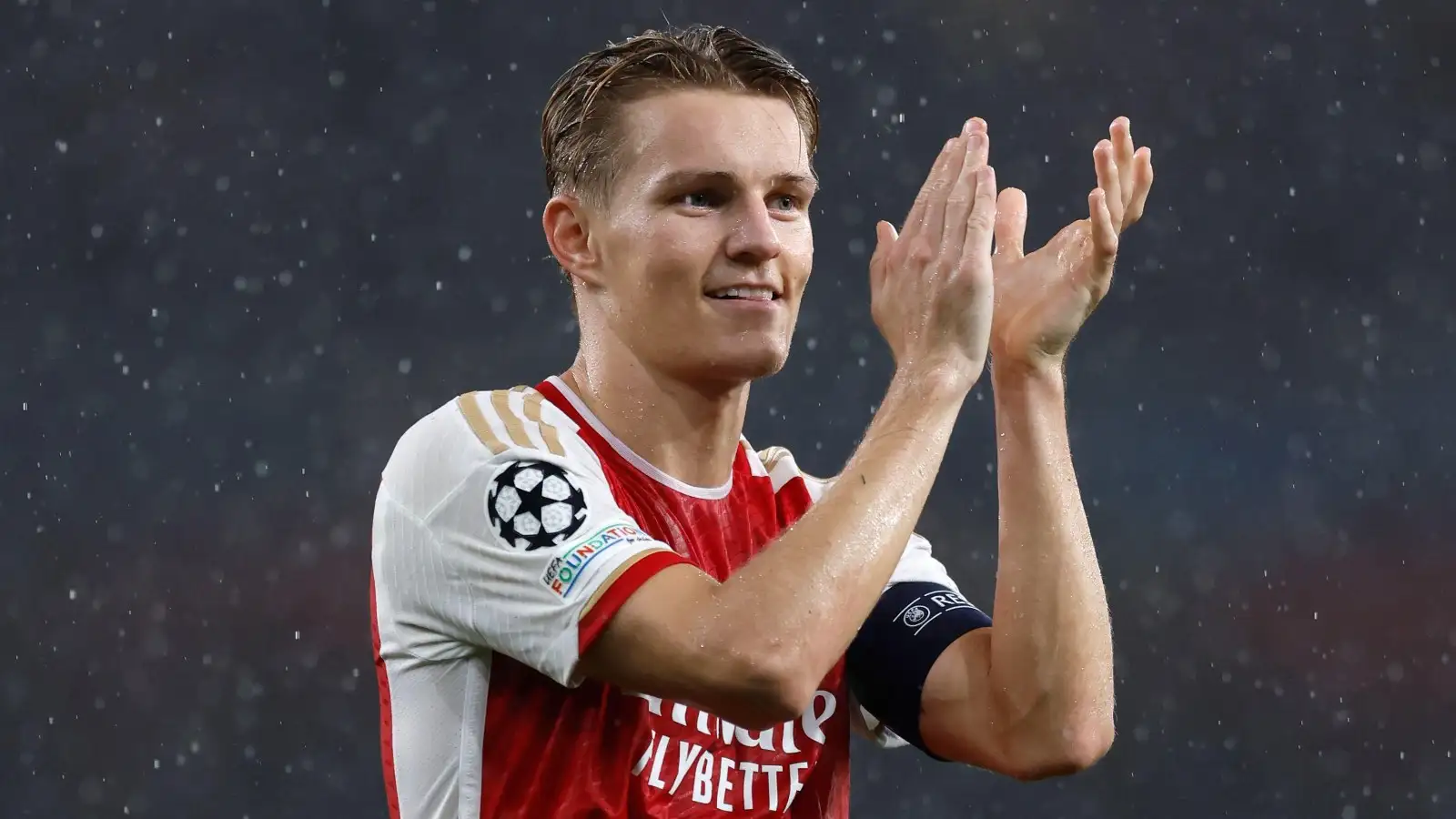 Arsenal emite nova atualização de lesões de Martin Odegaard