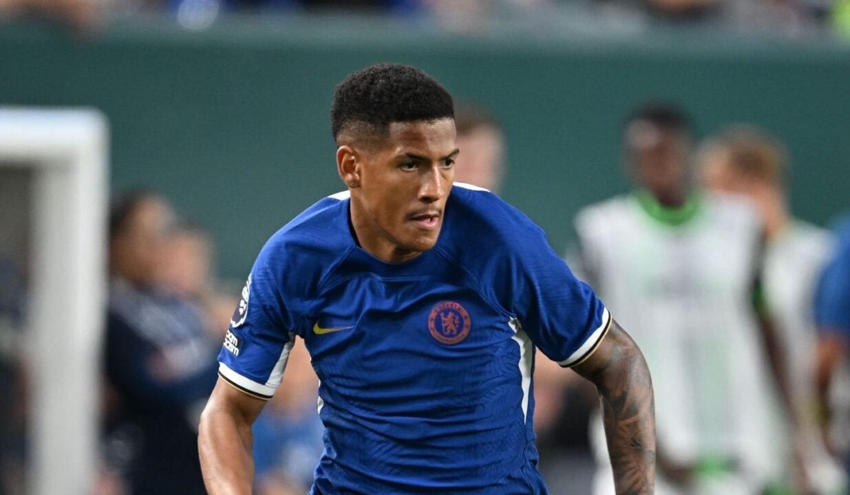 Chelsea surpreende com lucro de £ 6 milhões com saída de Angelo Gabriel