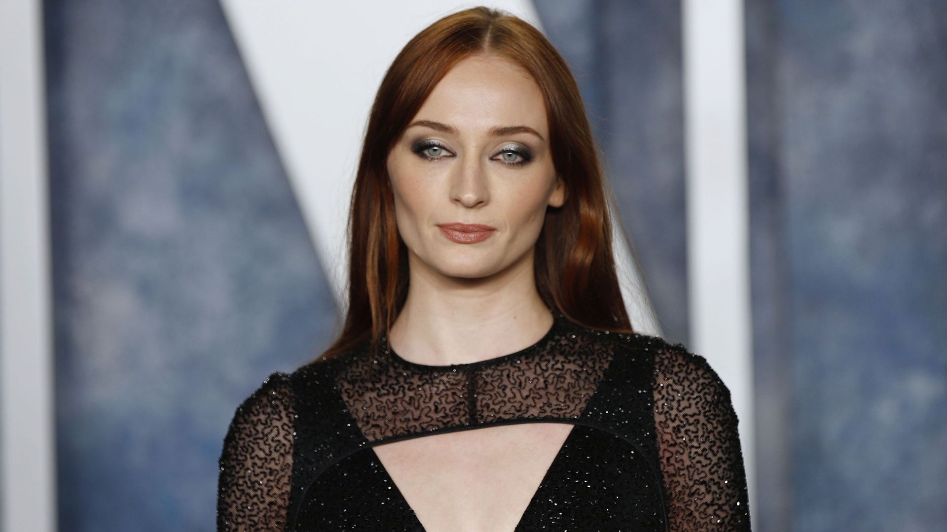 Sophie Turner deve interpretar Lara Croft em série da Amazon